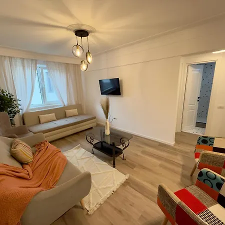 Apartament Modern Piata Ovidiu 14 * Constanţa