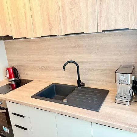 Apartmán Apartament Modern Piata Ovidiu 14 *